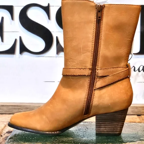 Lands End Womens Mid-Calf Brown Leather Side Zip Boots  #432842  Size 8 - Picture 3 of 10